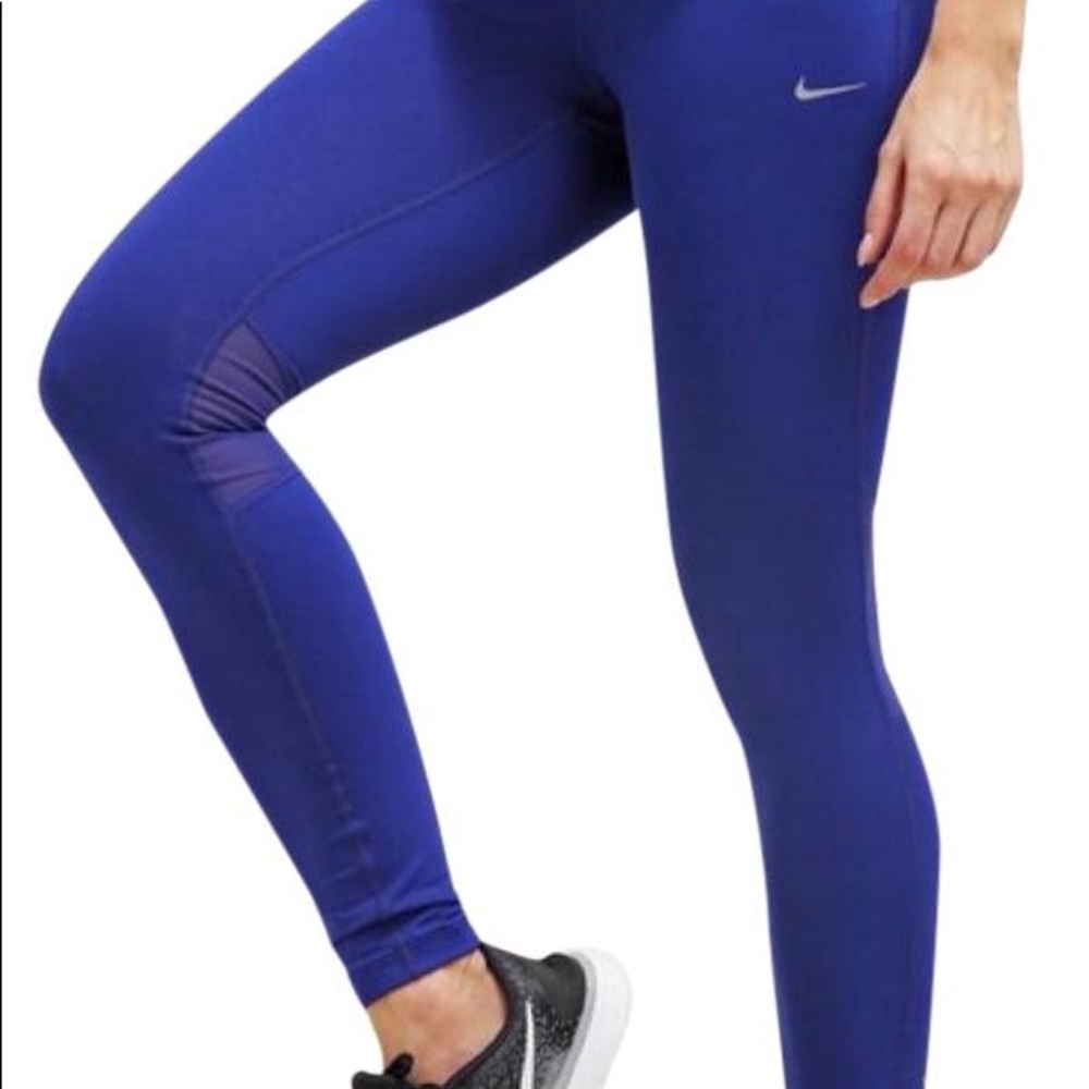 Nike workout leggings